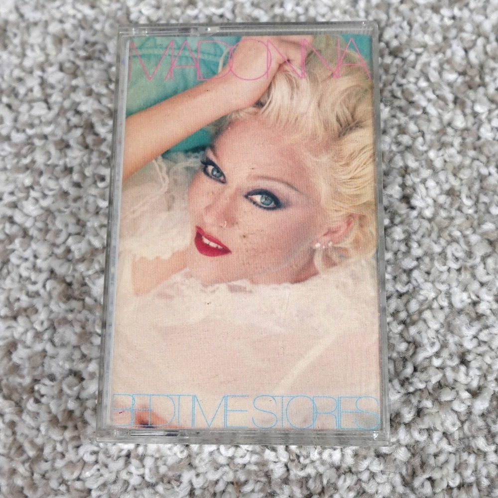 Madonna Bedtime Stories Cassette Tape 1994 Maverick Sire 9-45767-4 Secret Pop